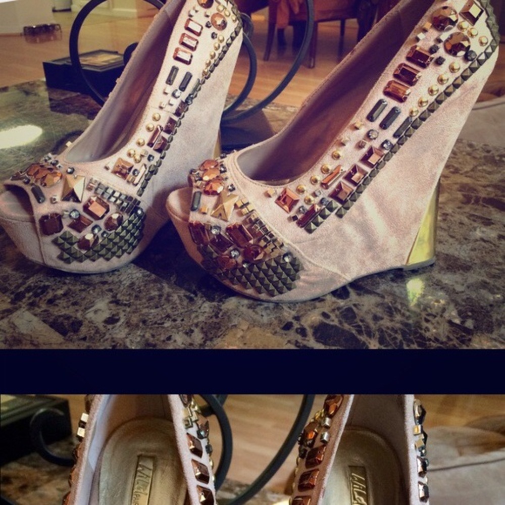 Stone wedge Heels